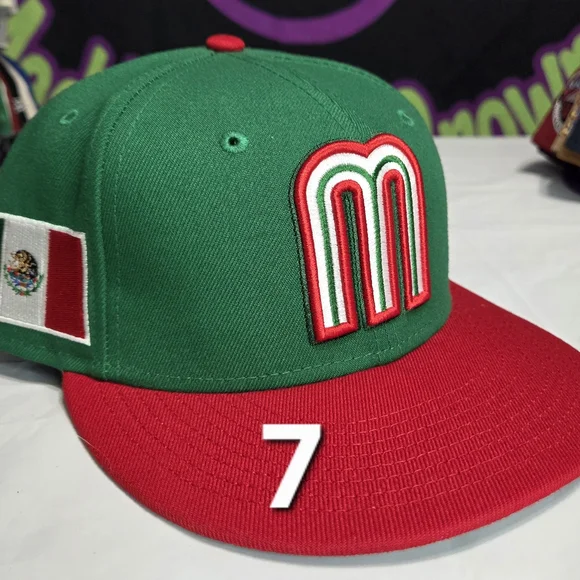 New Era 7 - WBC Team Mexico - Picture 1 of 5